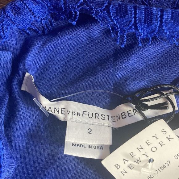 NWT Diane Von Furstenberg Lace dress, size 2 Cobalt Blue - Picture 4 of 14